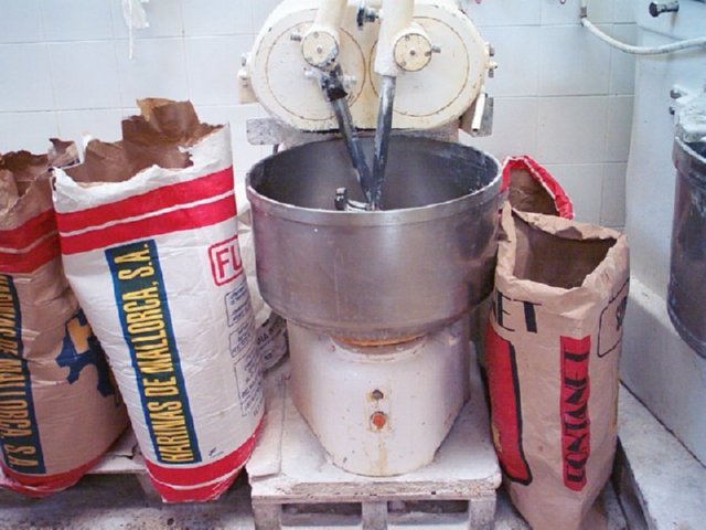 COCINA AMASADORA 02